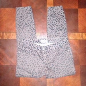 Free People size 27 long capri pants